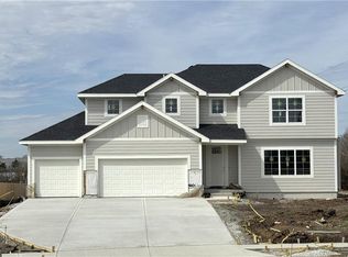 20702 Emerald St, Spring Hill, KS 66083