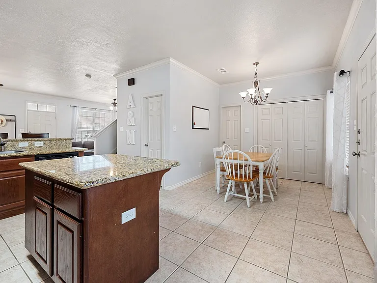 400 Forest Dr — Photo 12