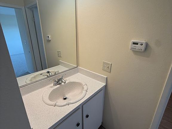 3rd image of 21741 Lassen St APT 2