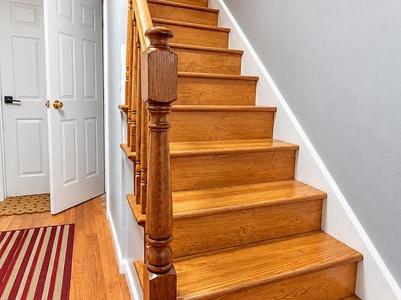 2nd image of 611 E 79th Street