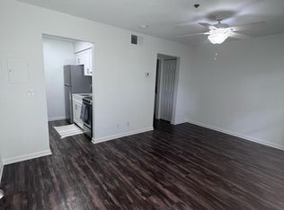 321 SE 3rd St APT F19, Gainesville, FL 32601