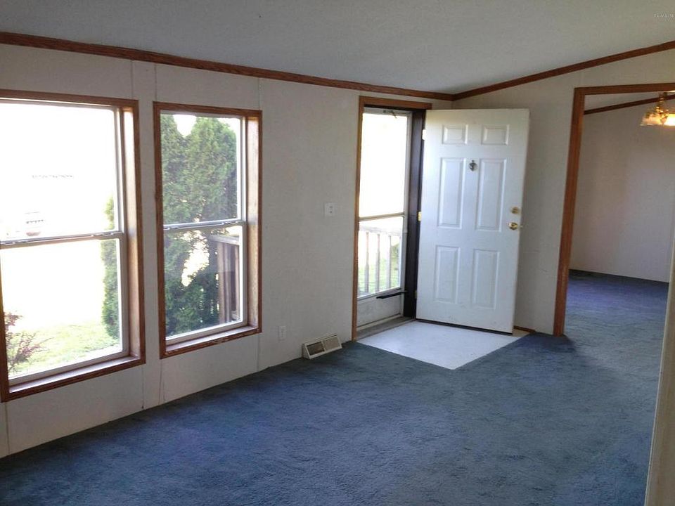 2nd image of 13150 Myers Lake Ave NE