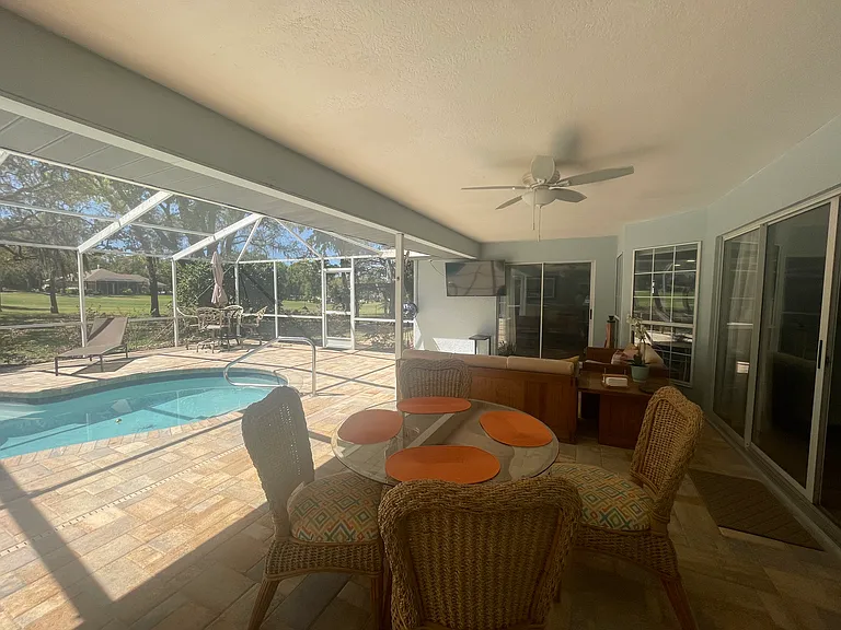 372 E Keller Ct — Photo 19