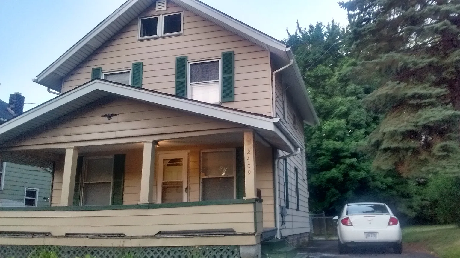 2409 Shirley Rd photo 1