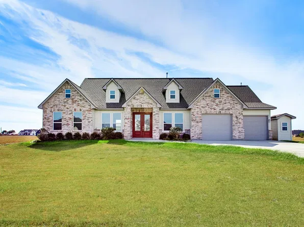 619 Longhorn Trl, Angleton, TX 77515