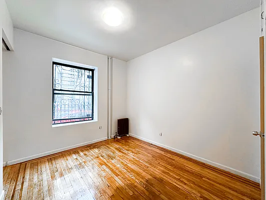 Rented by Keller Williams NYC | media 8