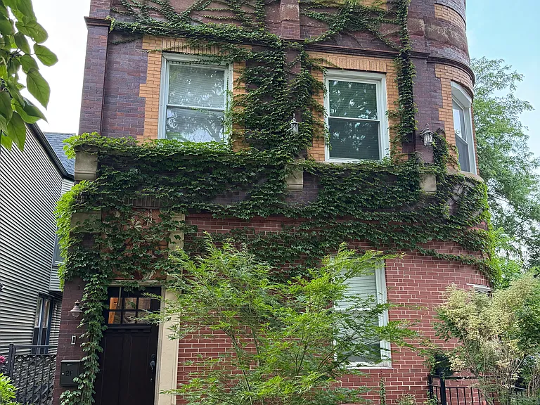 private front yard and entry