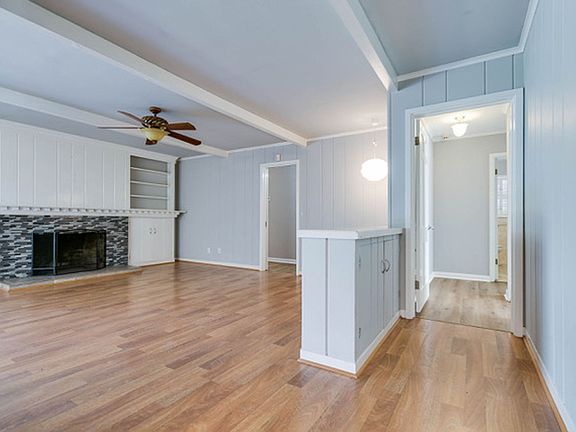4th image of 2312 W Avenue K