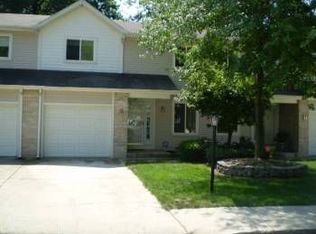 112 Indian Ridge Dr, Michigan City, IN 46360
