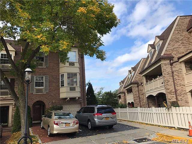 1st image of 1322 Robin Ln #3