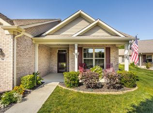 1392 Redstone Dr, Avon, IN 46123