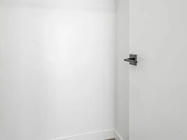 S2 Closet S2 Closet