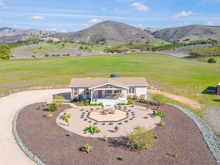 4835 Righetti Rd — Photo 30