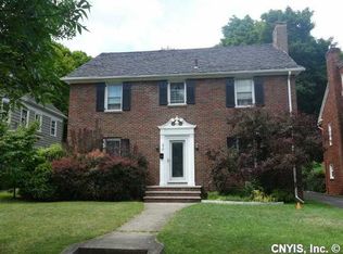 210 Twin Hills Dr, Syracuse, NY 13207