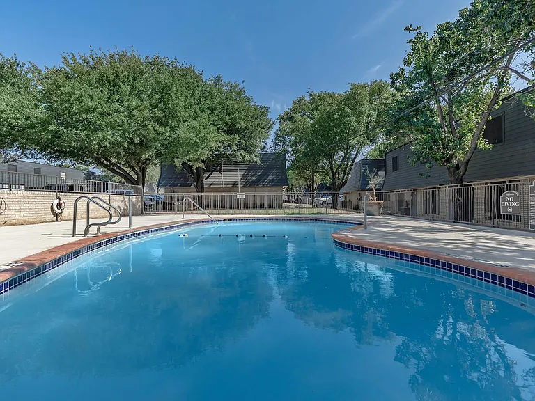 Pioneer Creek Townhomes — Photo 11