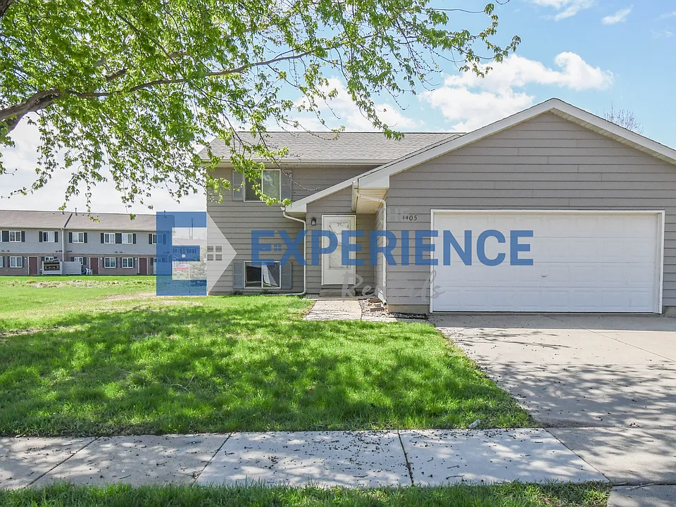 4405 W Antelope Dr