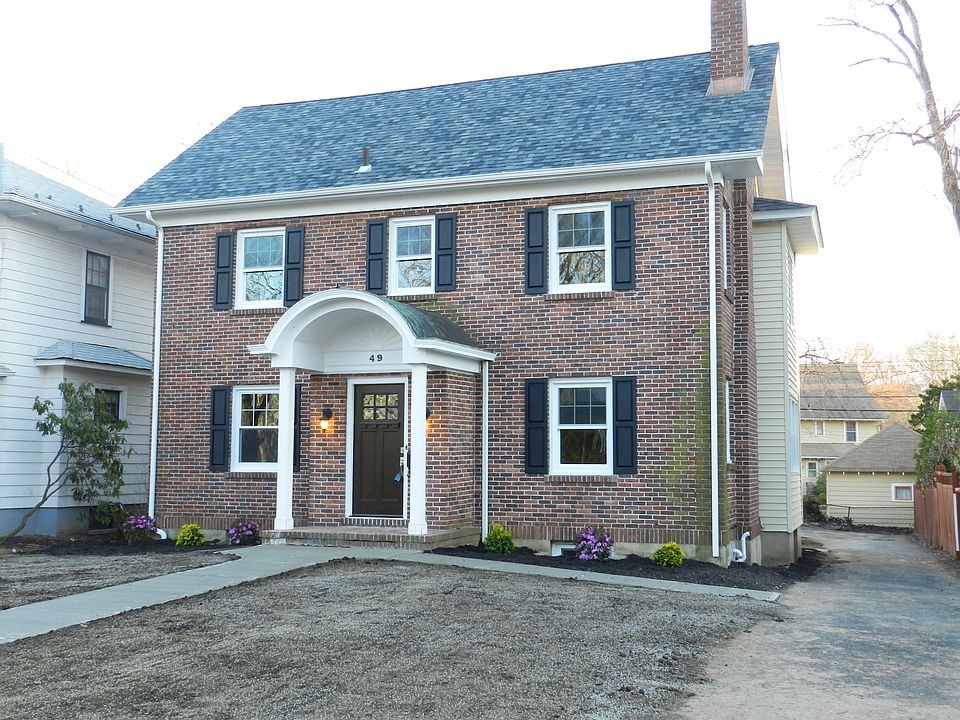 1st image of 49 Warren Ct
