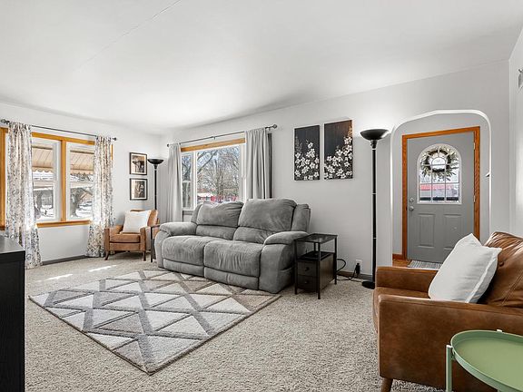 3rd image of 631 South 32nd STREET
