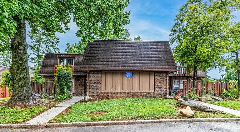 9124 Woodpark Ln NW #D — Photo 1