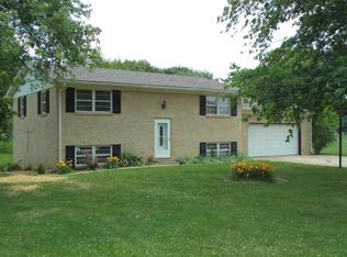 2567 Juanita Ave, Wadesville, IN 47638