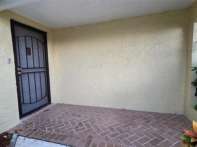 7340 Brentwood Dr — Photo 6