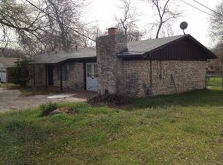 7407 Burleson Rd, Austin, TX 78744