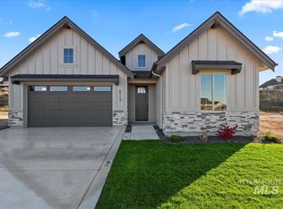 8119 W Show Horse Ct, Meridian, ID 83646