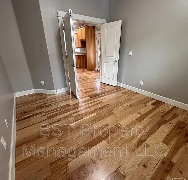 1604 Webb Lake Dr — Photo 9