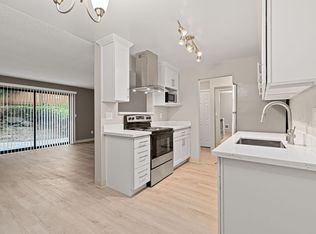 2015 NE 89th St APT 104, Seattle, WA 98115