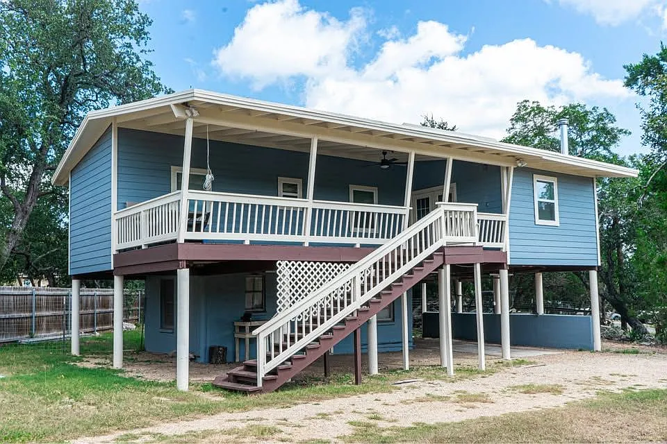 381 Timberline Trl