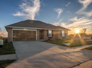 2816 W Cover Dr, Ozark, MO 65721
