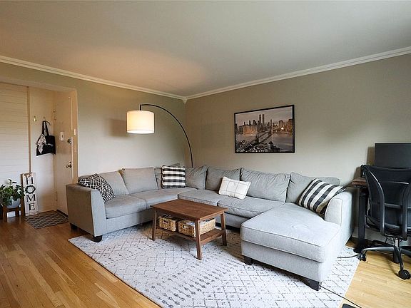 4th image of 20910 41st Ave APT 3C