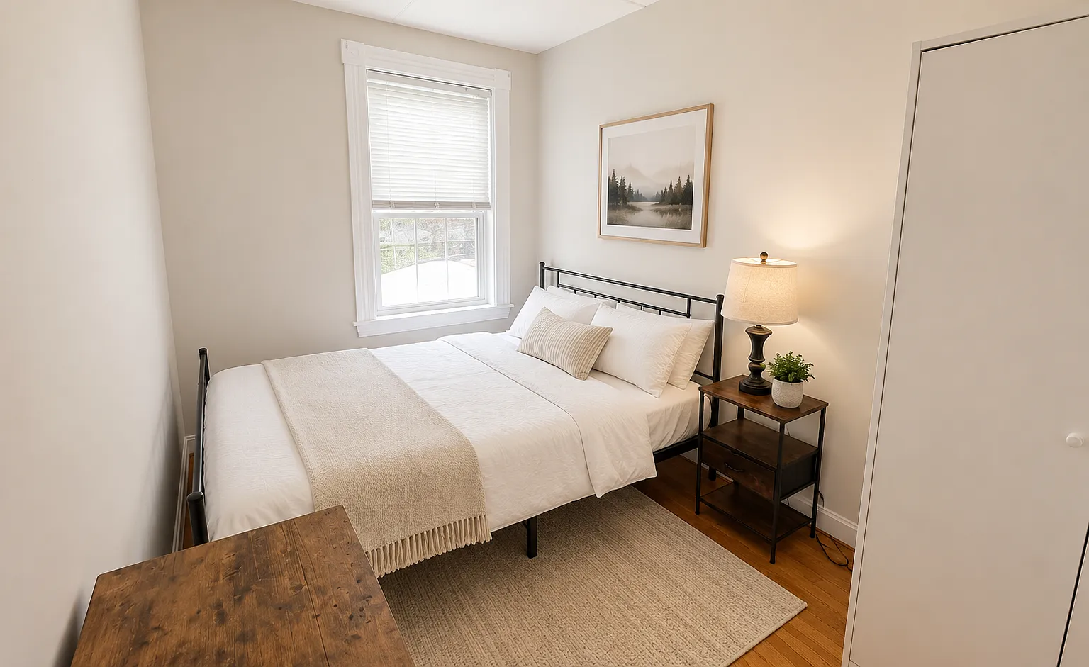 3 bed, 1150 sqft, $3,000 — Photo 3