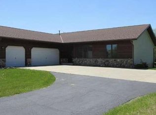 1919 Frontier Ct, West Bend, WI 53095