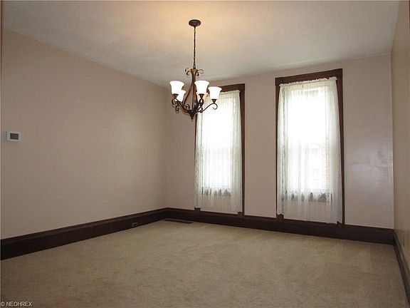 5th image of 1476 Lakewood Ave