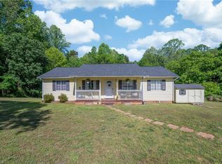 379 Robbins Rd, Winston Salem, NC 27107