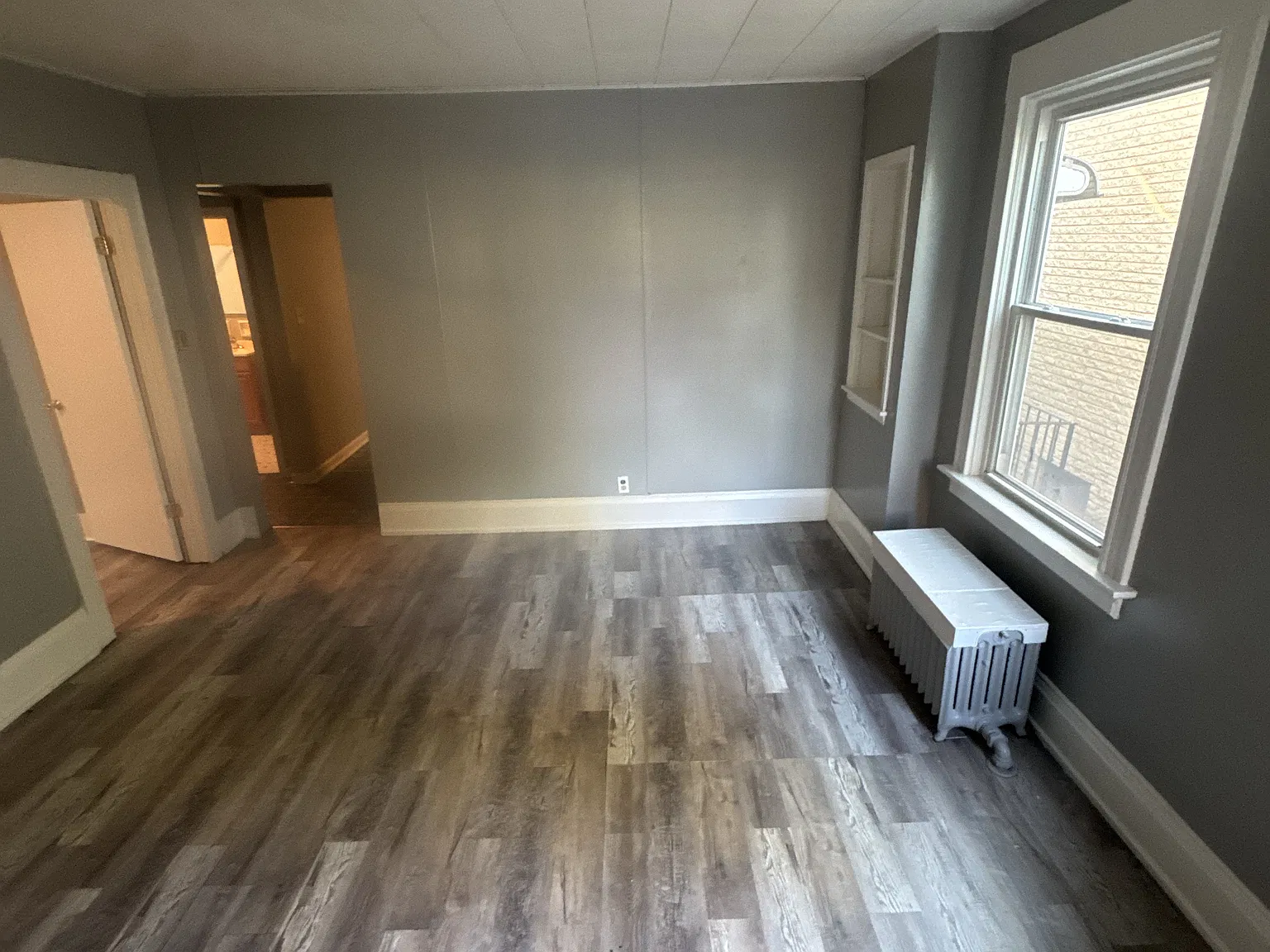 2 bed, 850 sqft, $875 — Photo 4