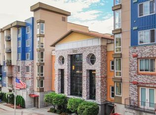 1204 N 10th Pl, Renton, WA 98057