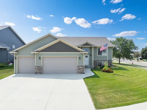 4300 Genevieve Pl NW, Rochester, MN 55901