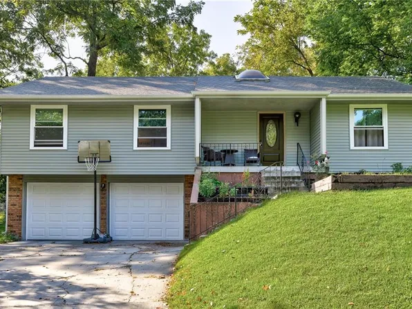 219 Briar Ln, Kansas City, MO 64119
