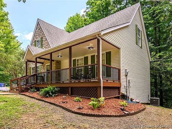 2nd image of 6172 Jacobs Ridge NE