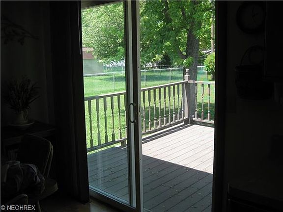 5th image of 2524 W 38th St