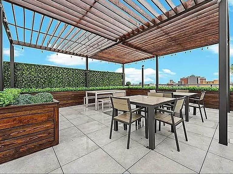 23-33 Astoria Blvd #Penthouse 1 — Photo 13