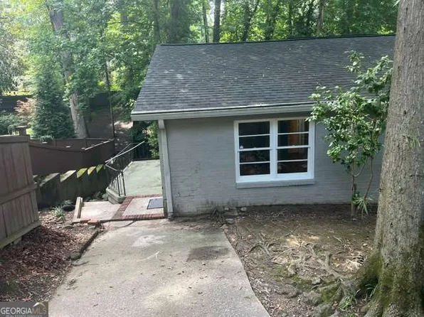 2086 Evergreen Ln NW, Atlanta, GA 30318