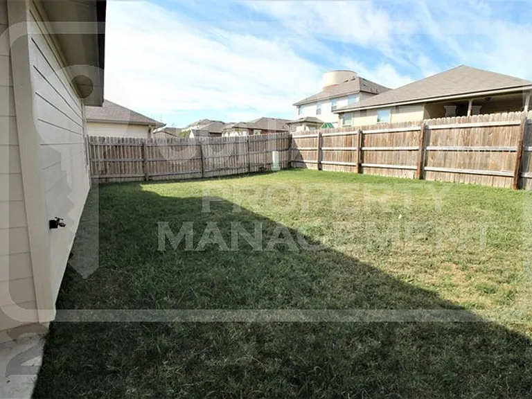 6309 Clear Brook Dr — Photo 26