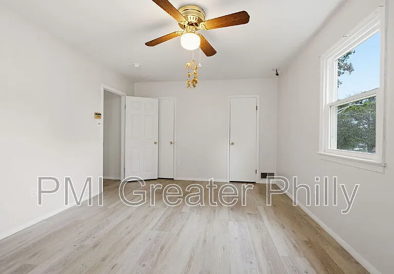 1523 W Cheltenham Ave — Photo 23
