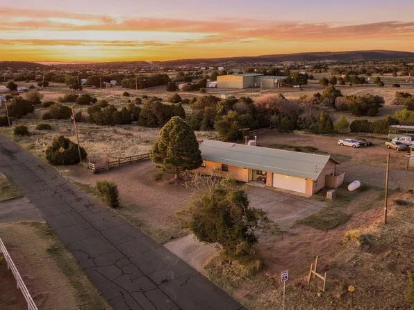 48 Scott Rd, Edgewood, NM 87015