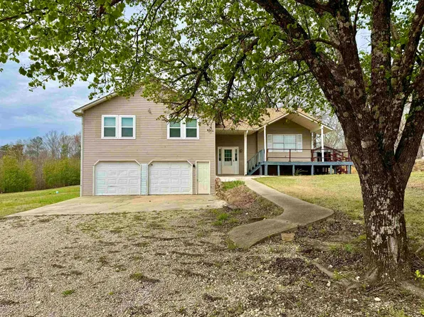 585 Lime Rock Rd, Tuscumbia, AL 35674