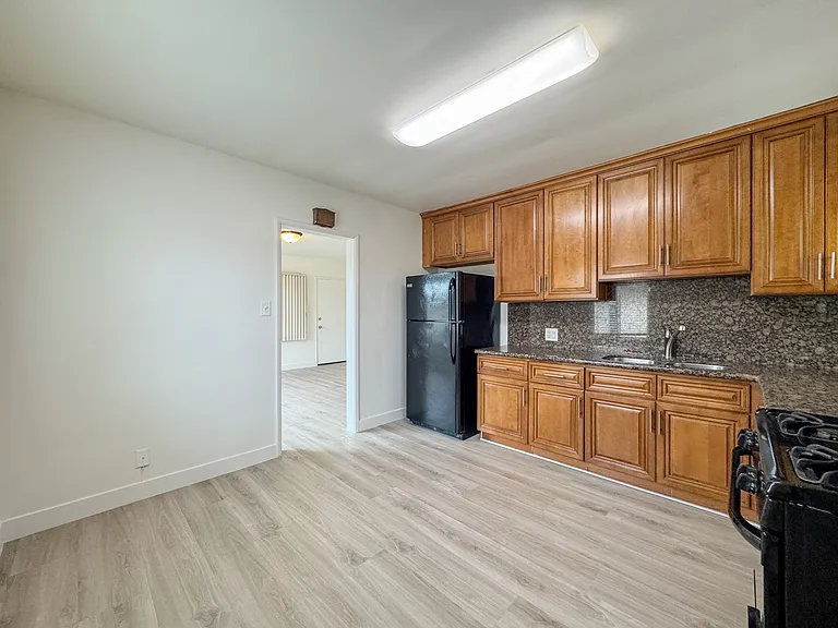 2032 S Shenandoah St #4 — Photo 32