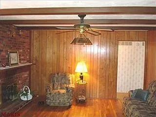 3130 Shackelford Rd photo 1